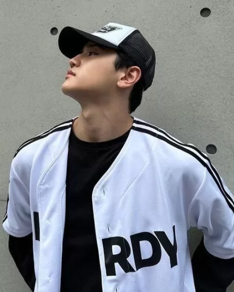 8TURN Members Profile - Kpop Singers