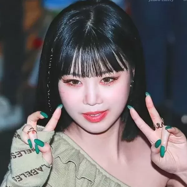 Soojin (G)I-DLE Profile, Age, Birthday, Height, & Facts