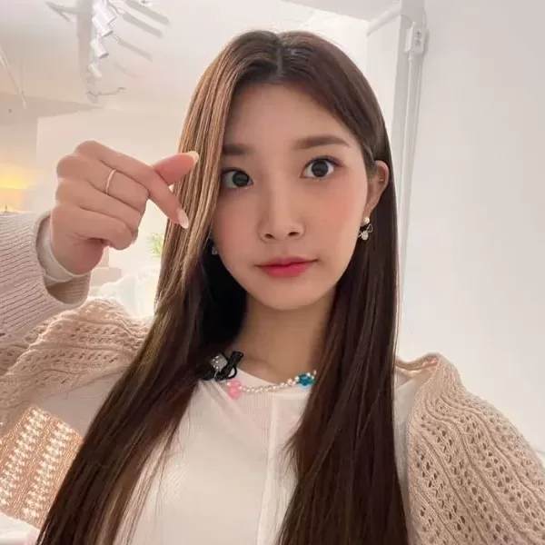 WOOAH ミンソ ポラロイド wooah woo!ah! ナナ ミンソ ユニット ポラロイド - メルカリ