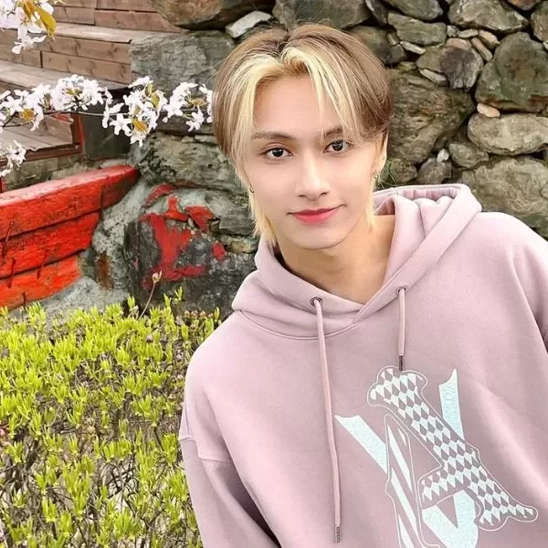 K-POP・アジア SEVENTEEN JUN Jun (Chinese entertainer) - Wikipedia