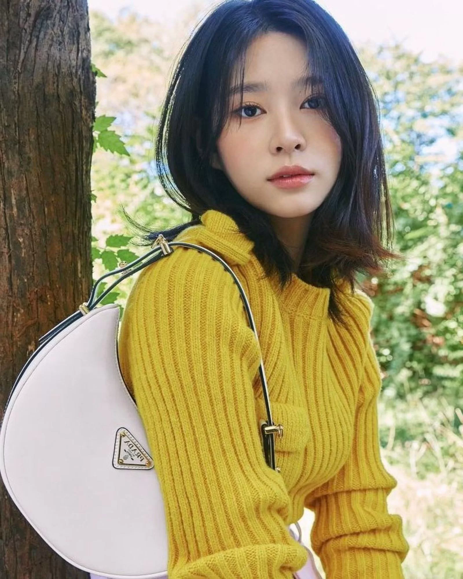 Minju (IZ*ONE Members)