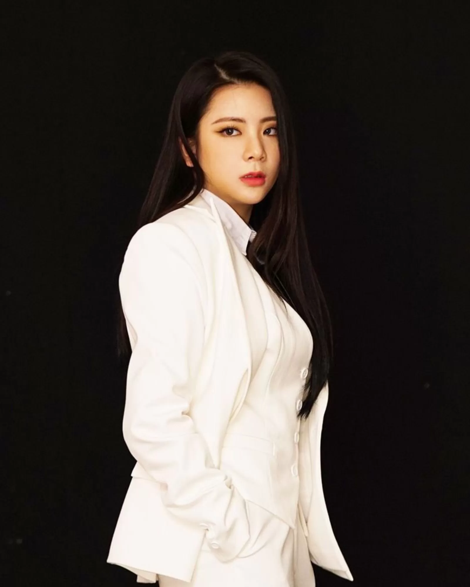 Sunn (Cignature Member)