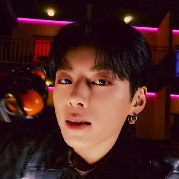 NOWADAYS NOWZ ジニョク JINHYUK サインポラ チェキ NOWADAYS NOWZ