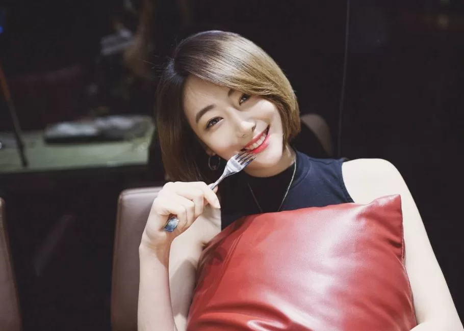Hyeme (Ex. BLACKSWAN)
