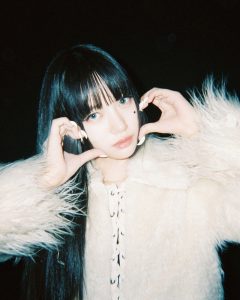 MÉOVV Members Profile, Ages, Heights, & (Updated Facts!)