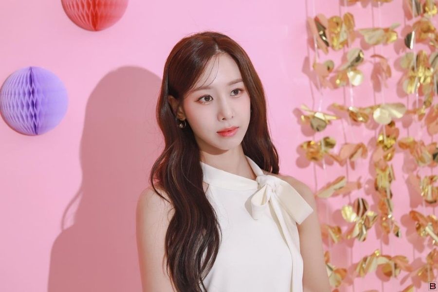 Haeryung (Ex. EXID / BESTie) Profile, Bio, & Facts 