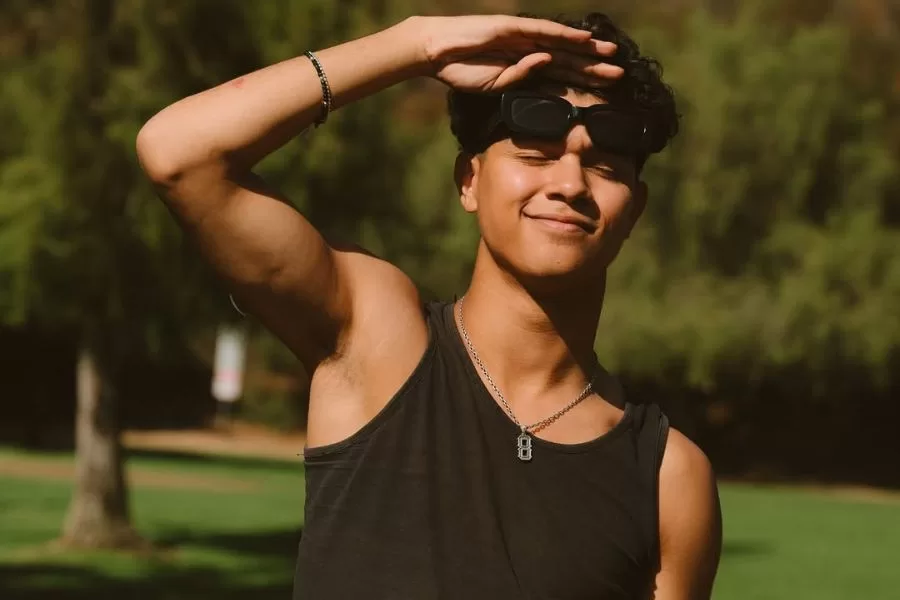 Dexter (Dear Alice Member)