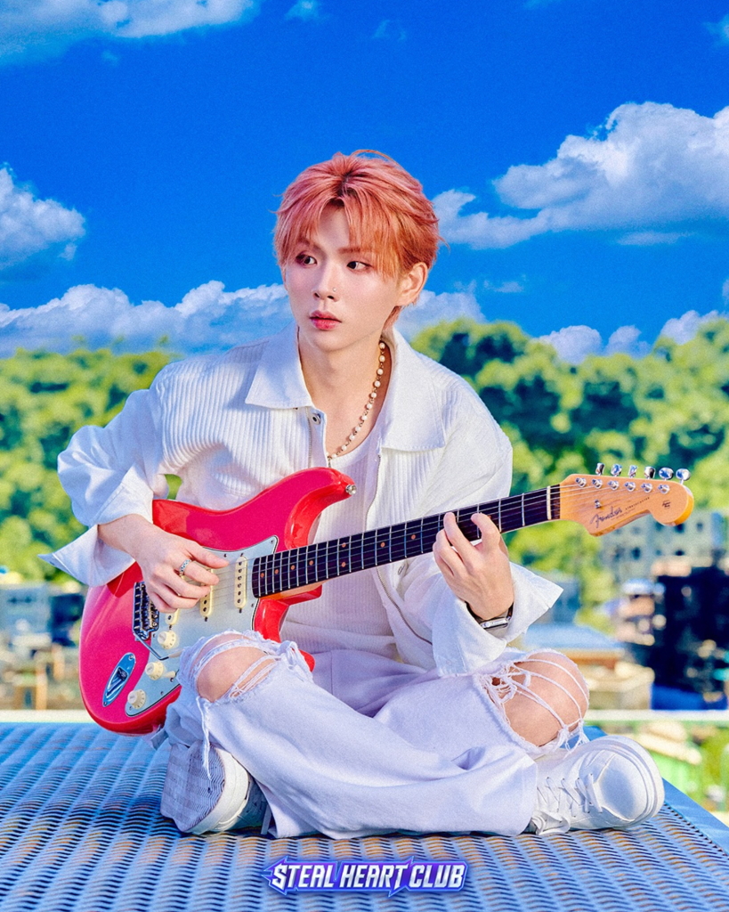 Han Bin Kim (STEAL HEART CLUB)