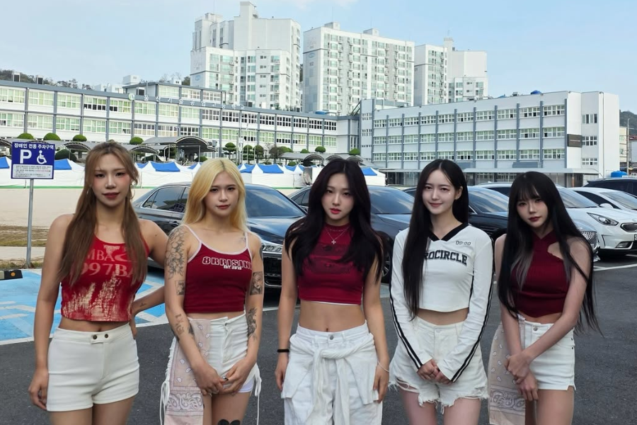 ClueAt Profile, Bio, & Facts